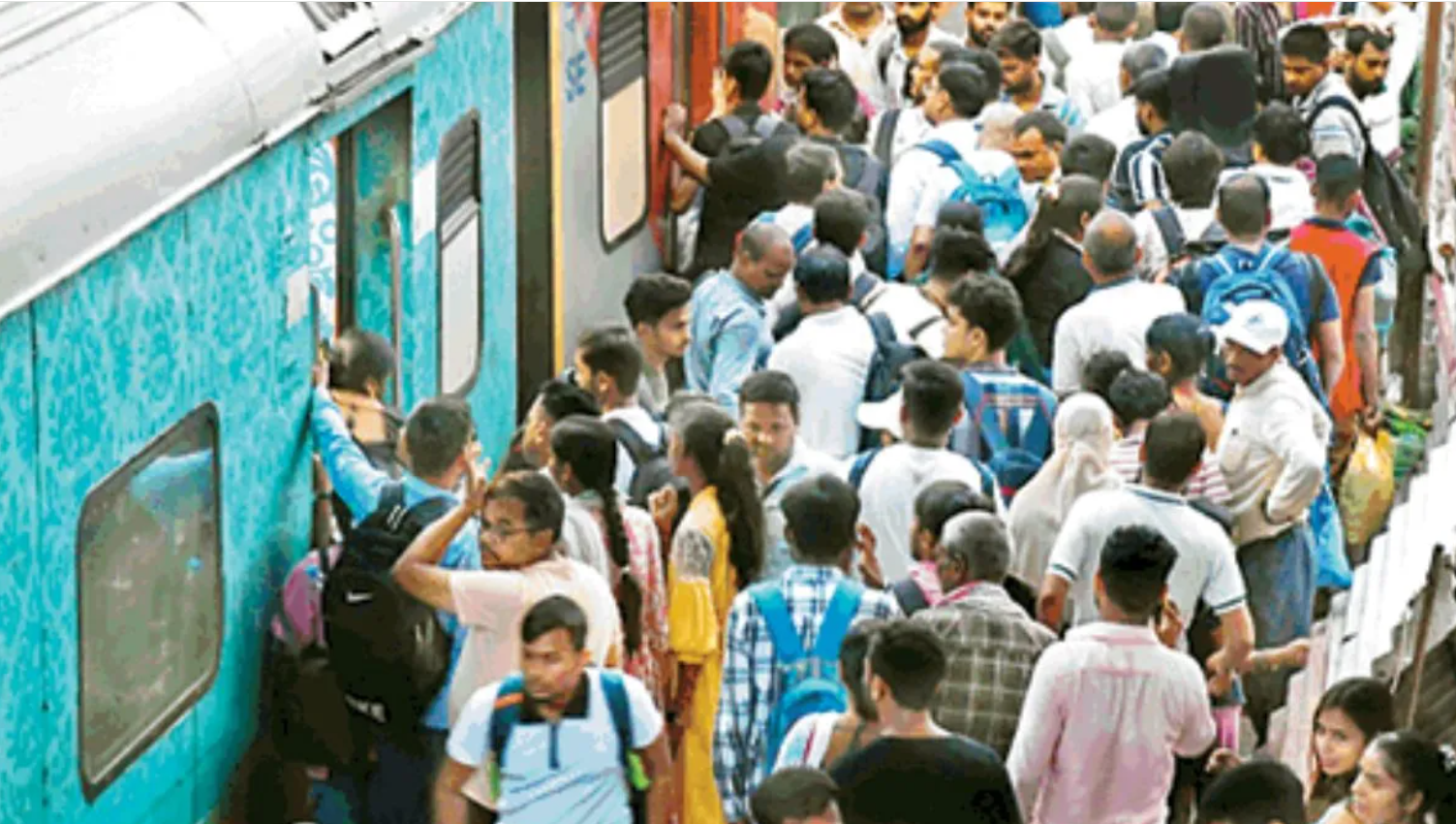 बिहार में इस बार एक साथ तीन पर्व, परदेश से वापस लौट रहे लोग; ट्रेन-फ्लाइट फुल